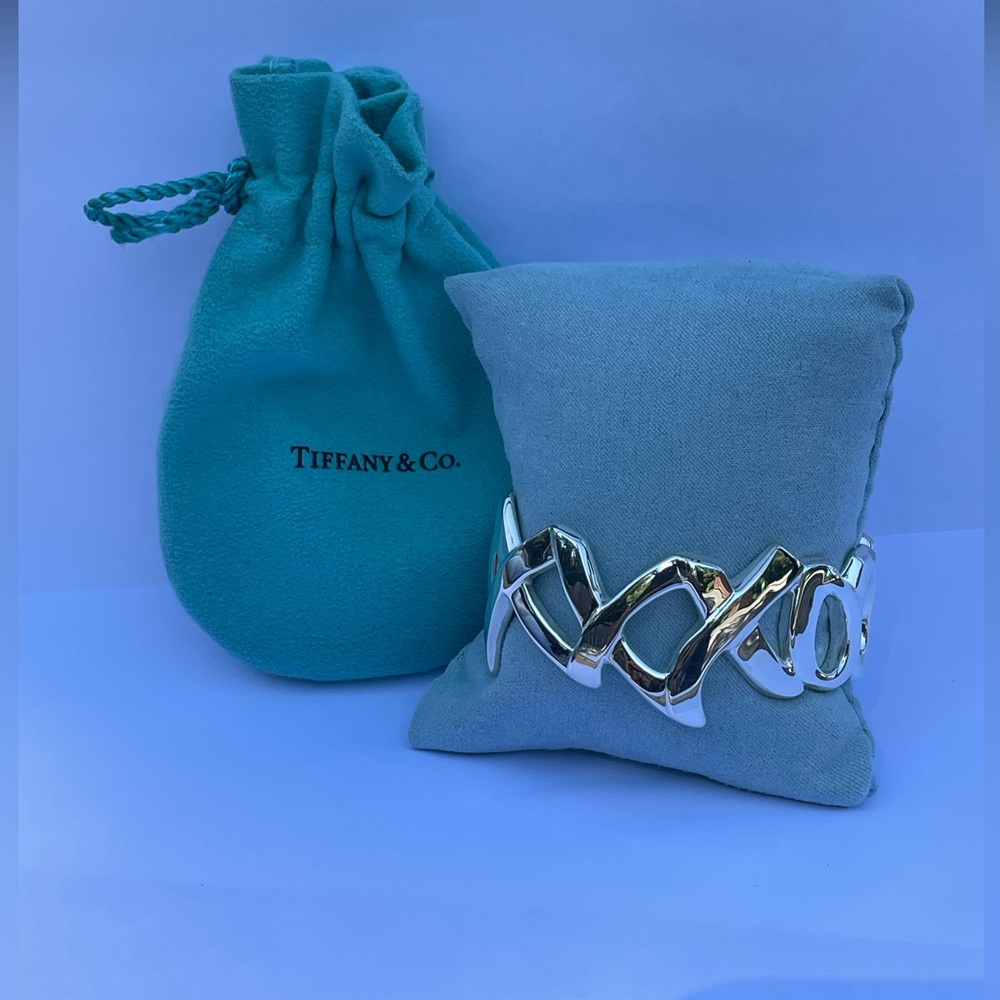 TIFFANY & CO. Paloma Picasso Cuff Bracelet Love & Kisses, XO, 925 silver